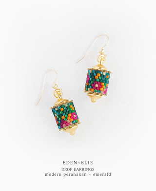 EDEN + ELIE Modern Peranakan drop earrings - emerald