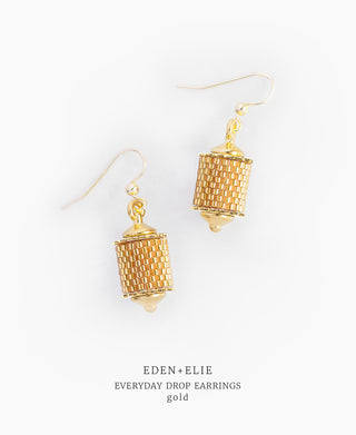 EDEN + ELIE Everyday Drop Earrings - gold